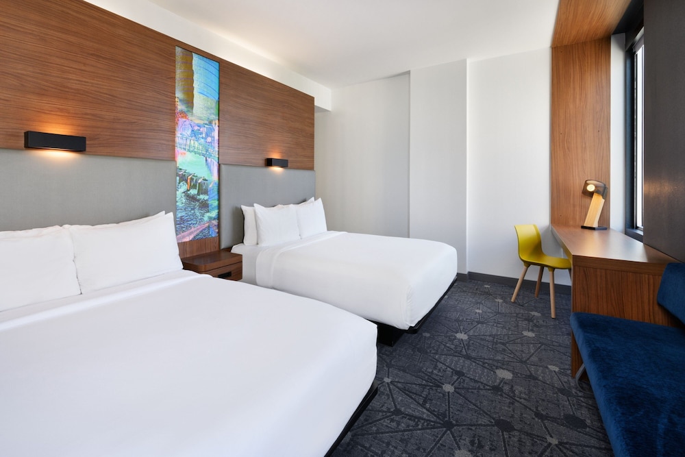 Aloft Greenville Downtown 12/50