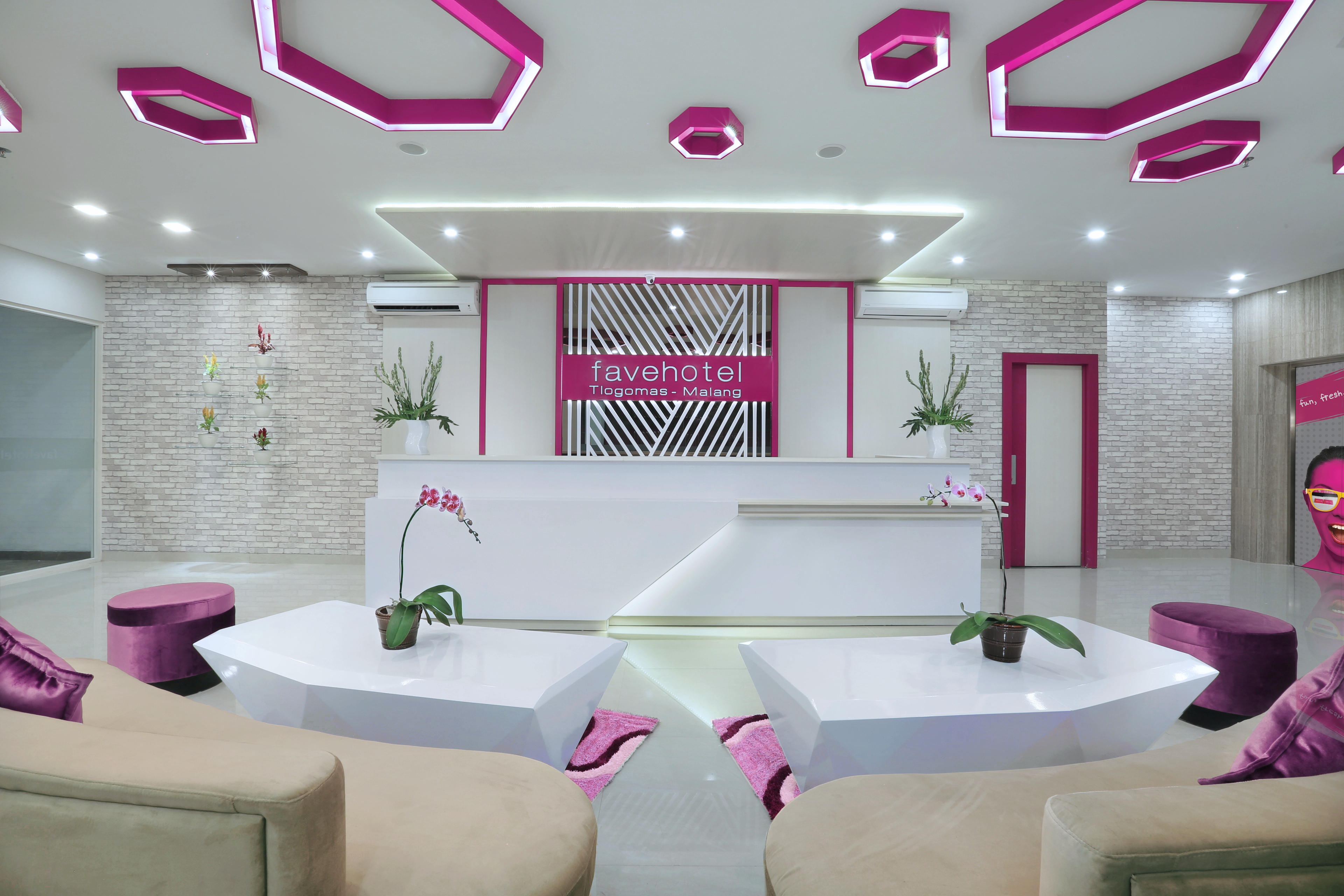 Lobby at favehotel Malang, MALANG