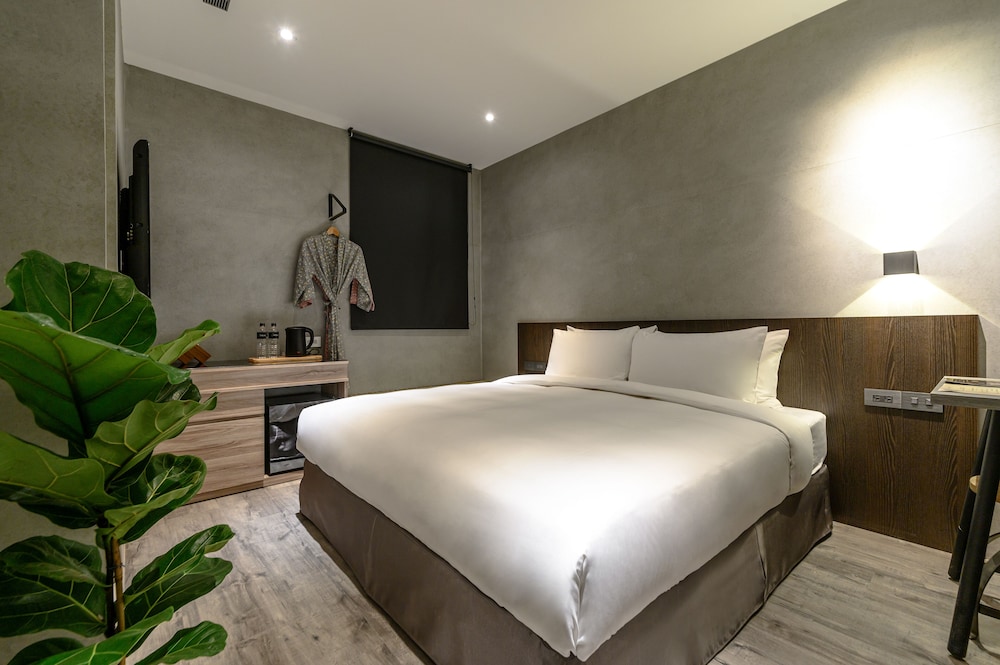 Standard, Queen Bed, Yunoyado Onsen Hotspring Hotel Deyang 2/4