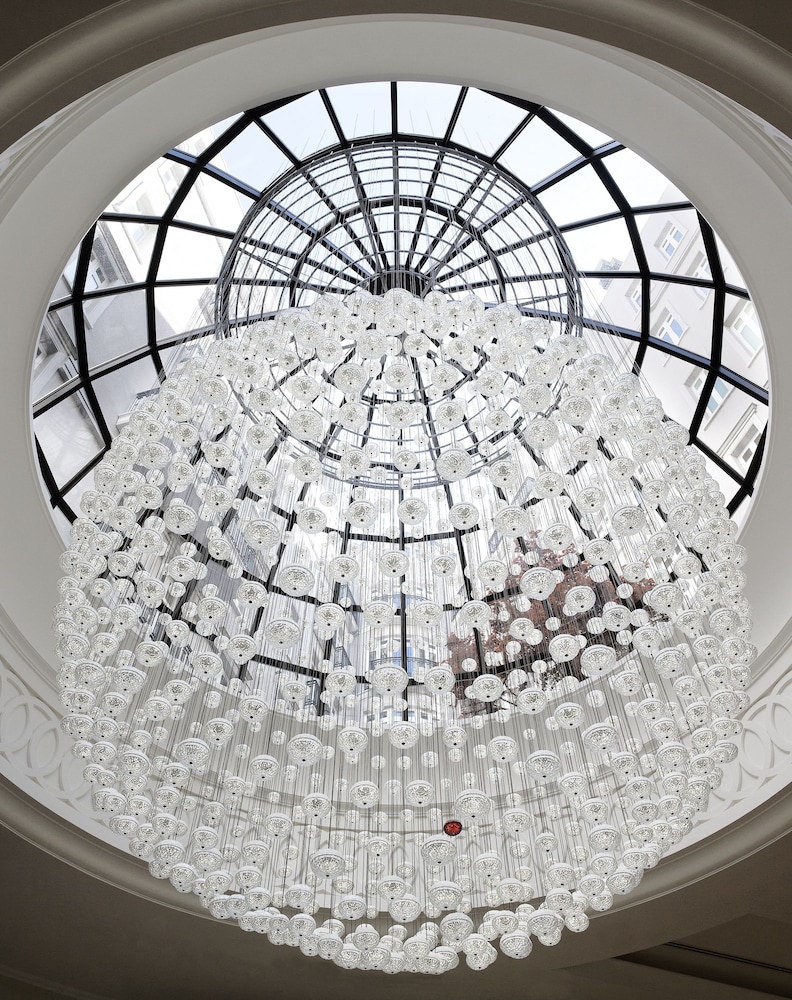 Corinthia Hotel London 39/81