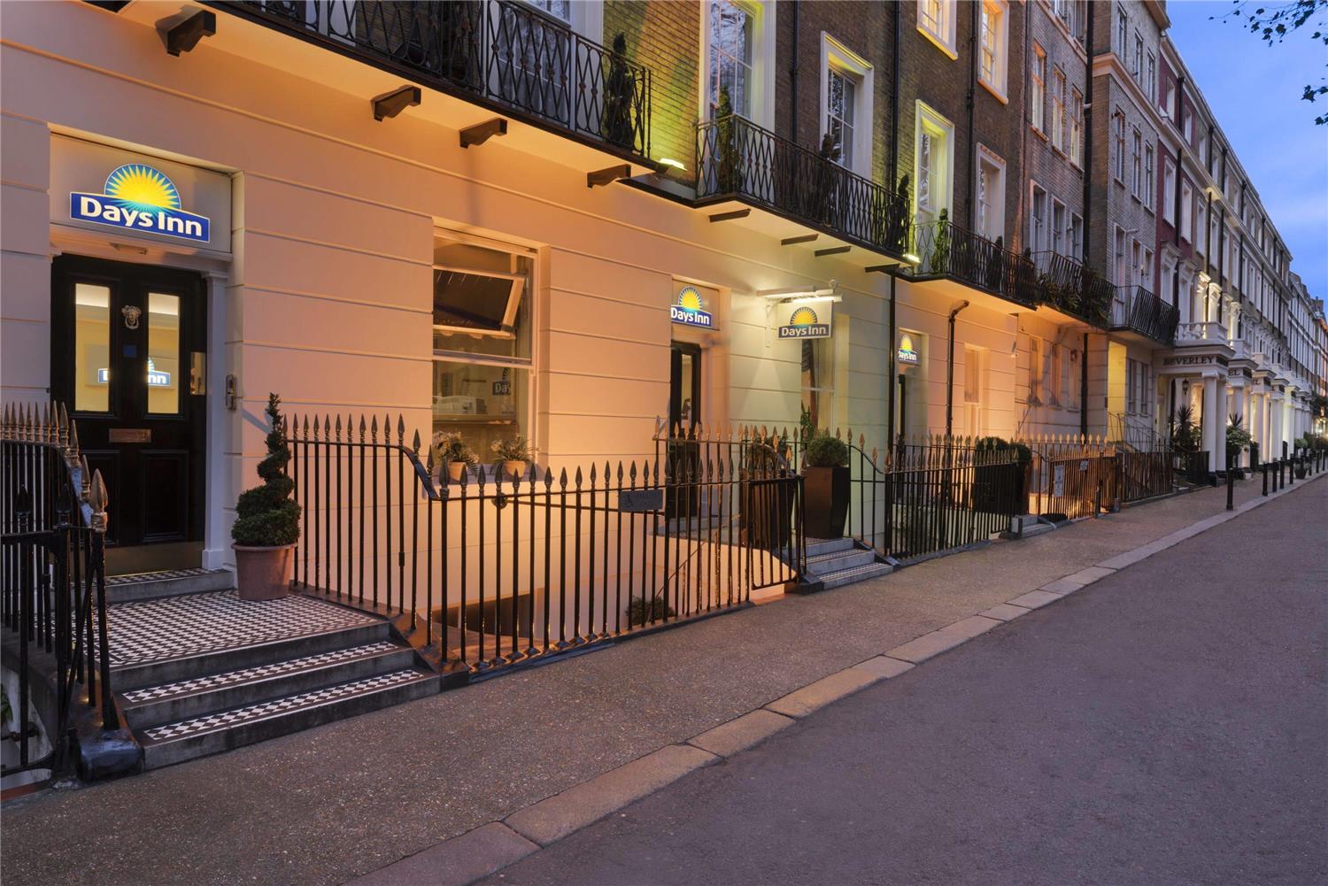 Days Inn by Wyndham London Hyde Park 25/28