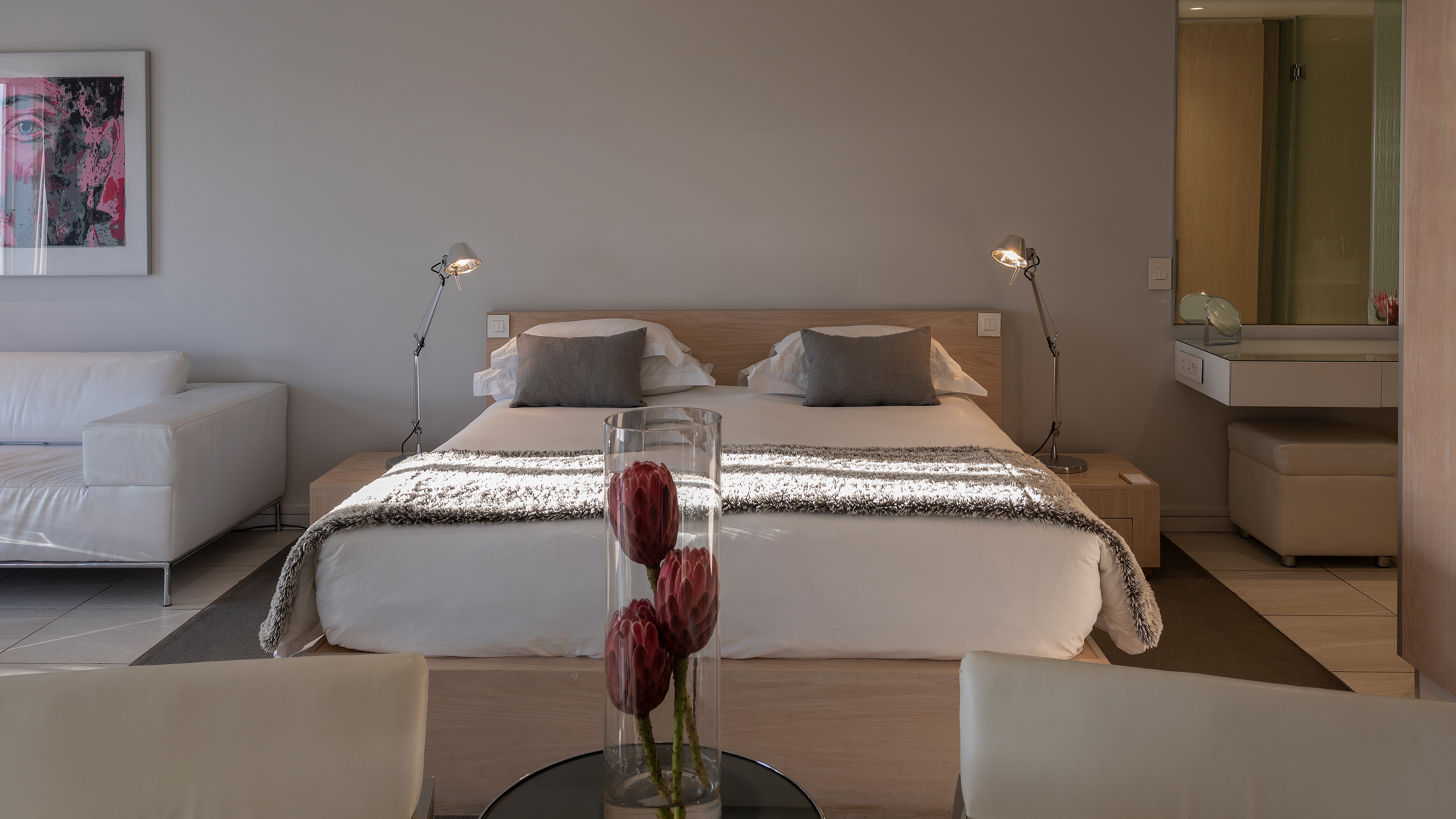 Suite, King Bed