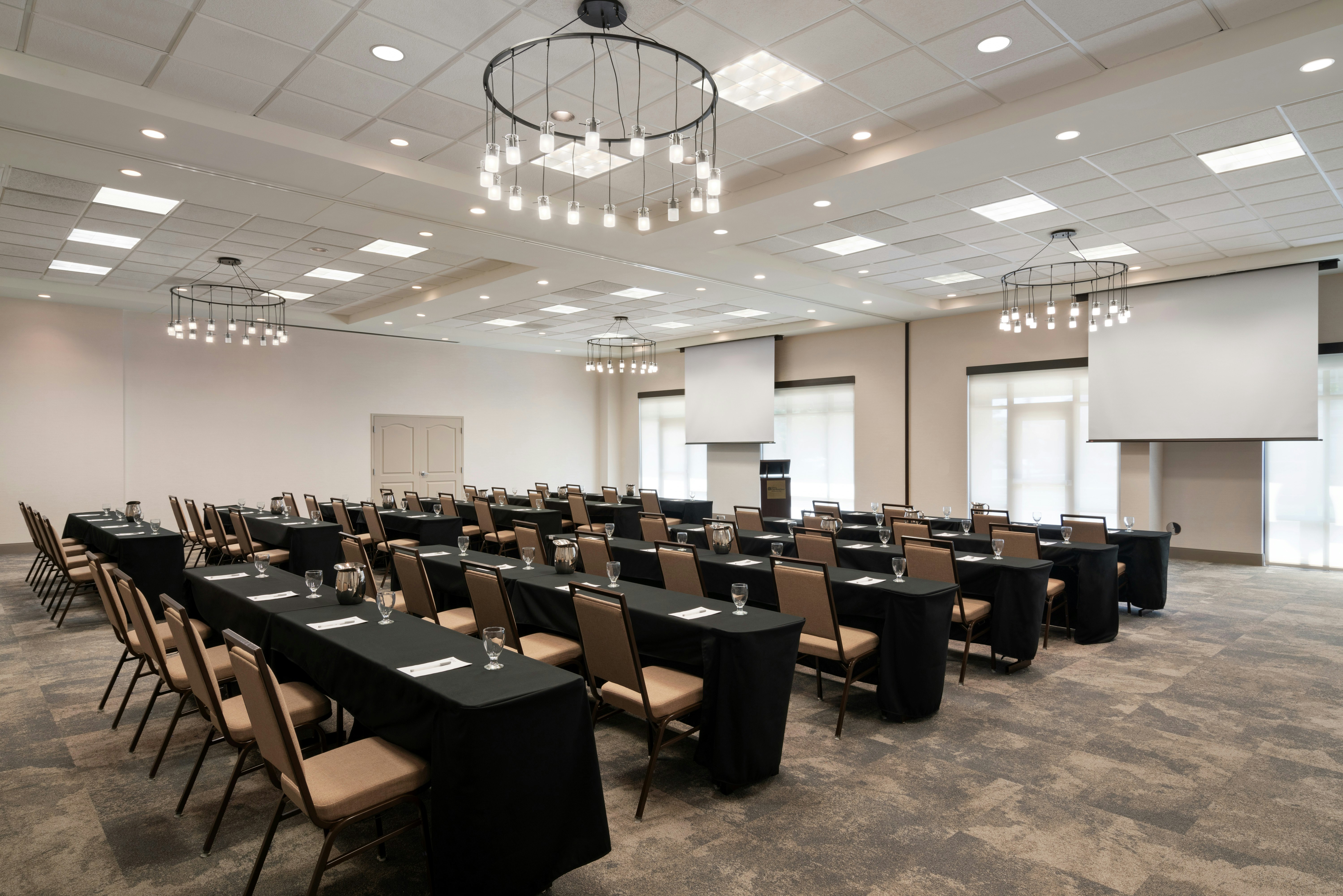 Hilton Garden Inn Charlotte Ayrsley 39/44