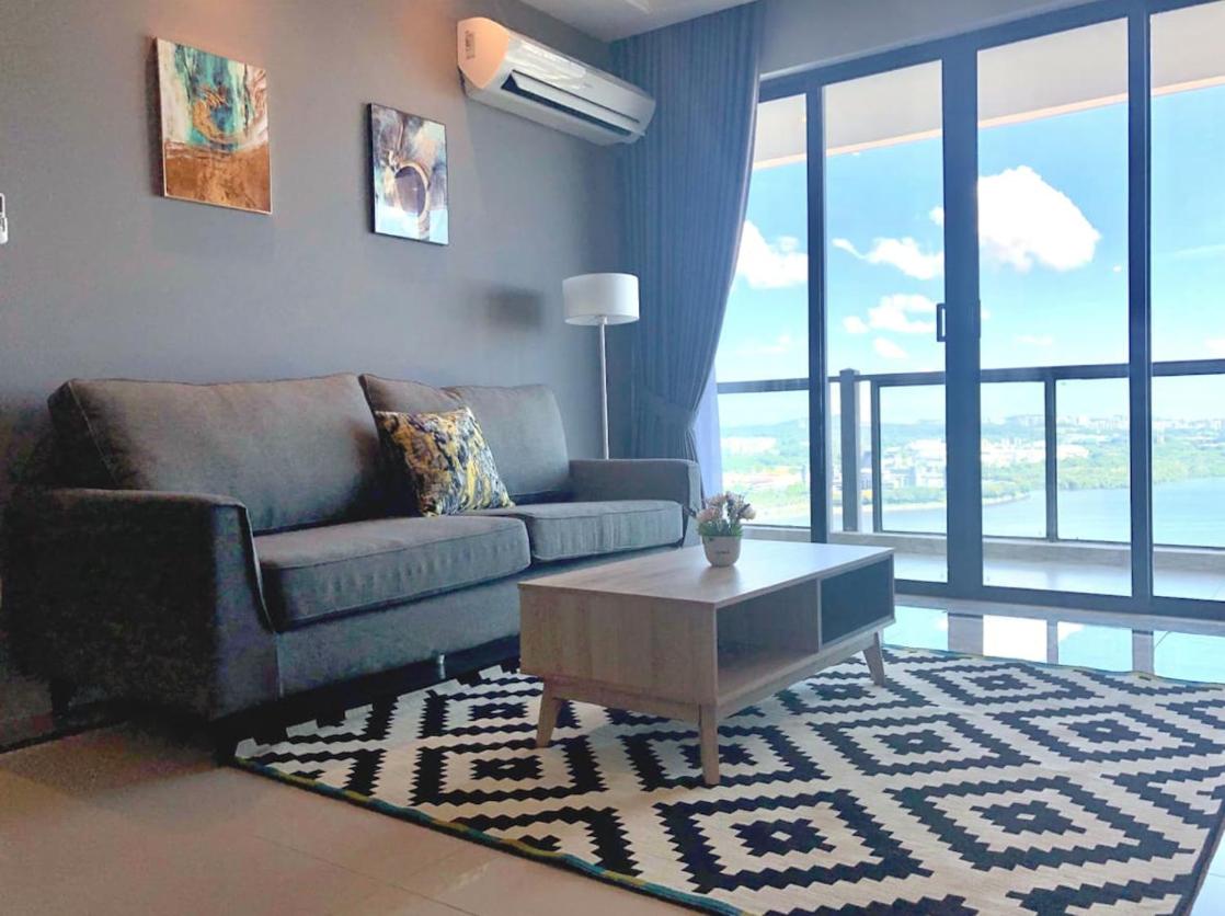 R&F Princess Cove CIQ Premium Sea View Suites by NEO 32/52