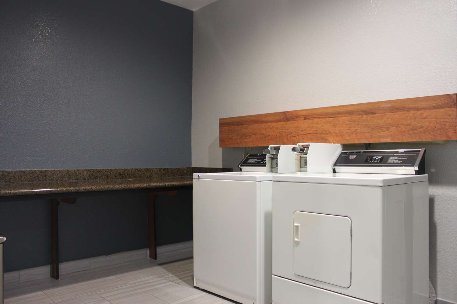 Best Western Plus North Houston Inn & Suites 8/21