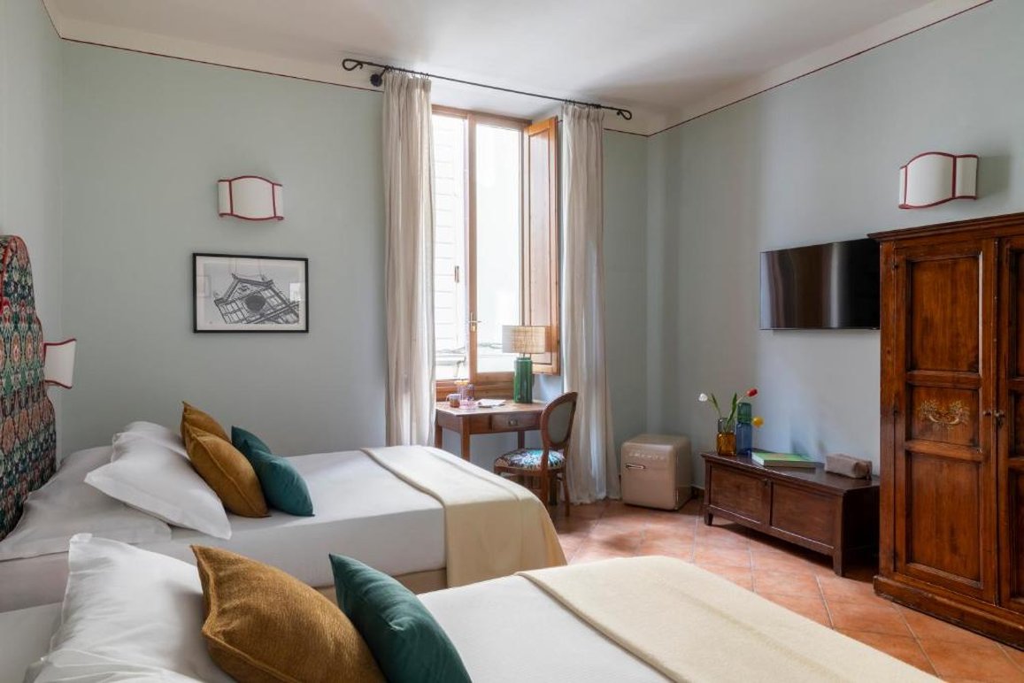 The Galileo Hotel 28/61