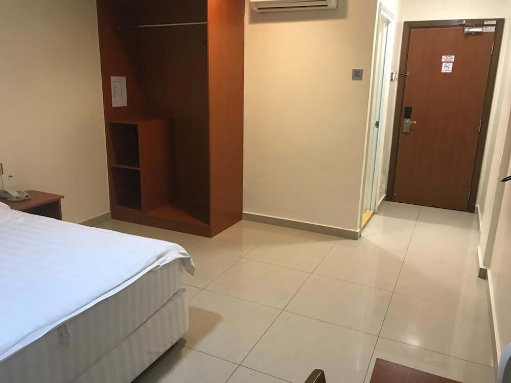 Aeton Hotel 25/61