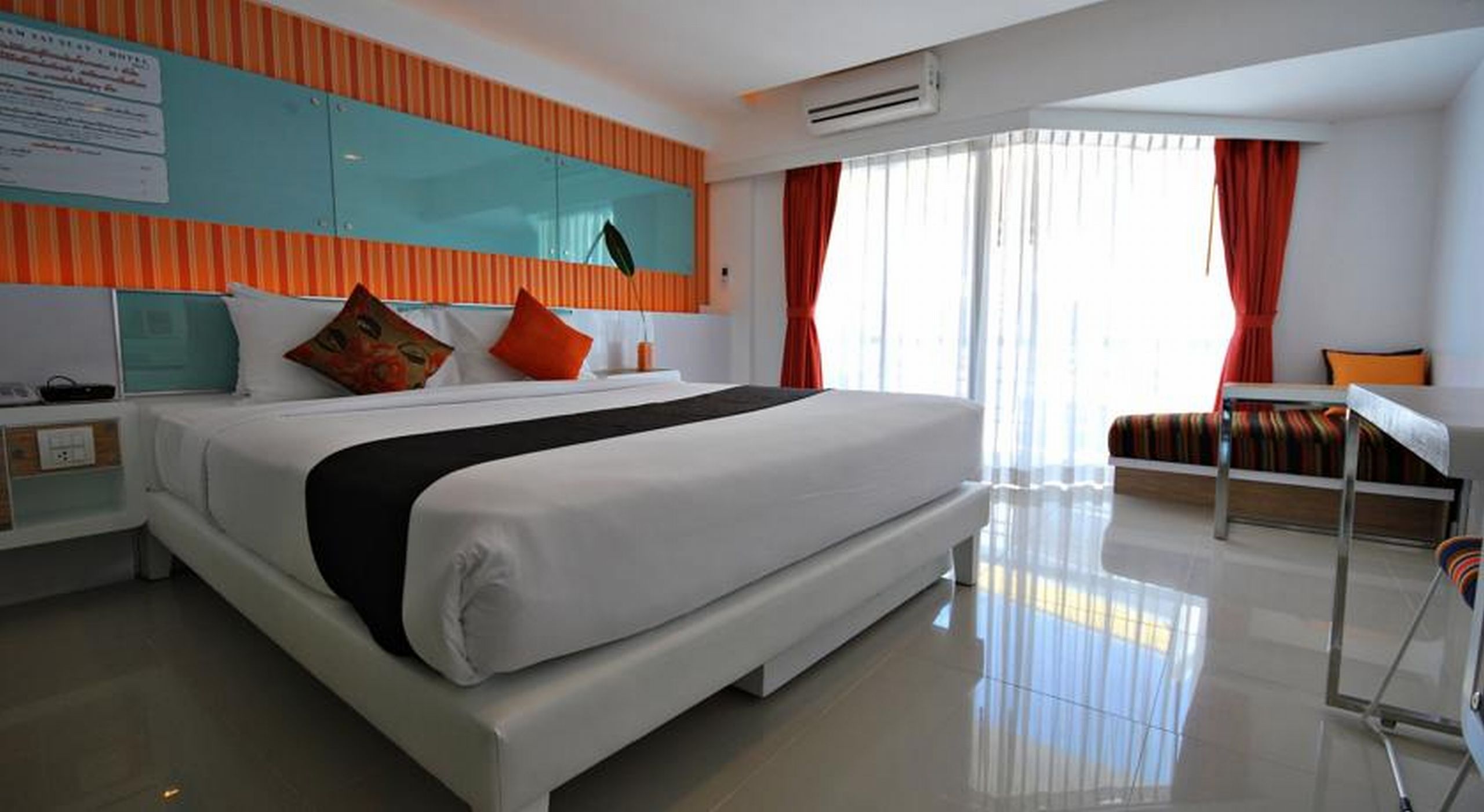Deluxe, Double Bed