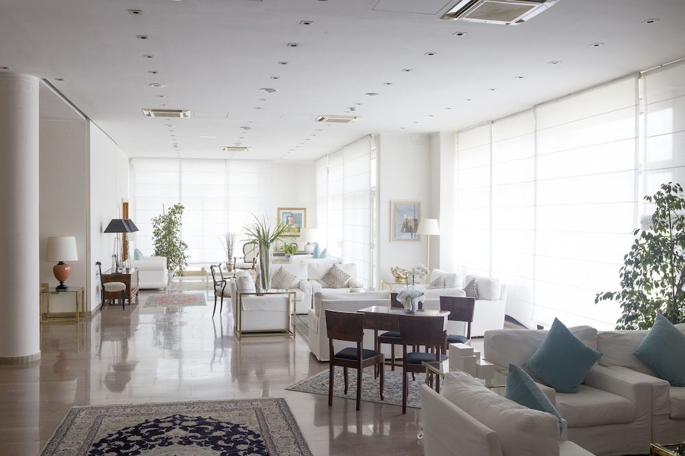 GRAND HOTEL PASSETTO 53/70