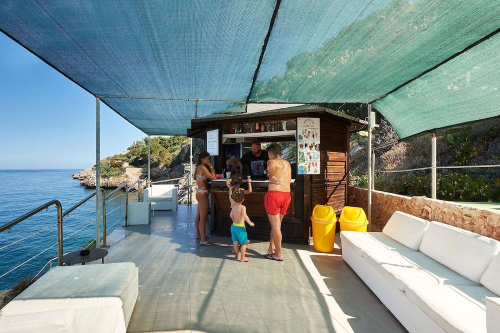 CDSHotels Terrasini 8/70