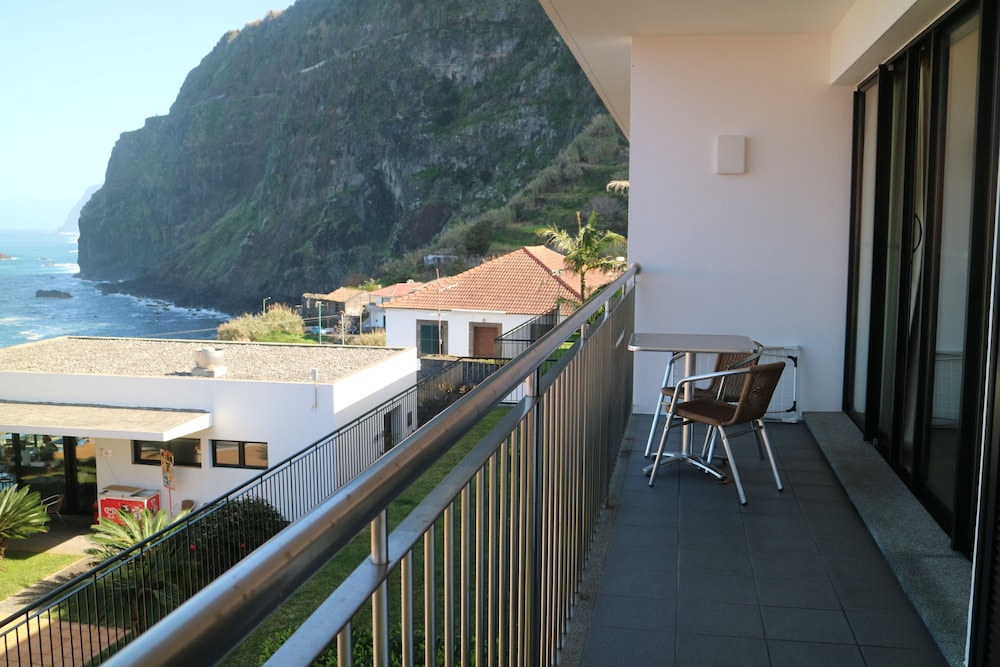 CASA DA CAPELINHA 9/66