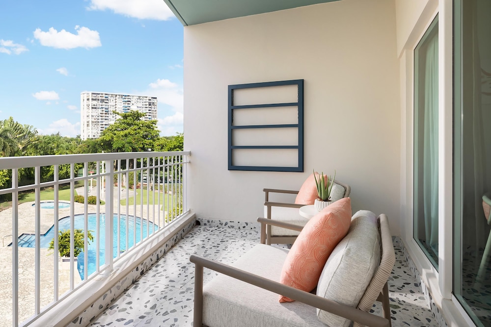 Hyatt Centric San Juan Isla Verde 26/57