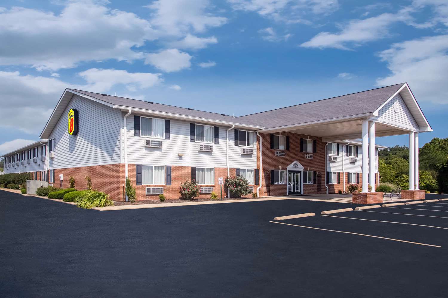 Super 8 by Wyndham Washington 5/32