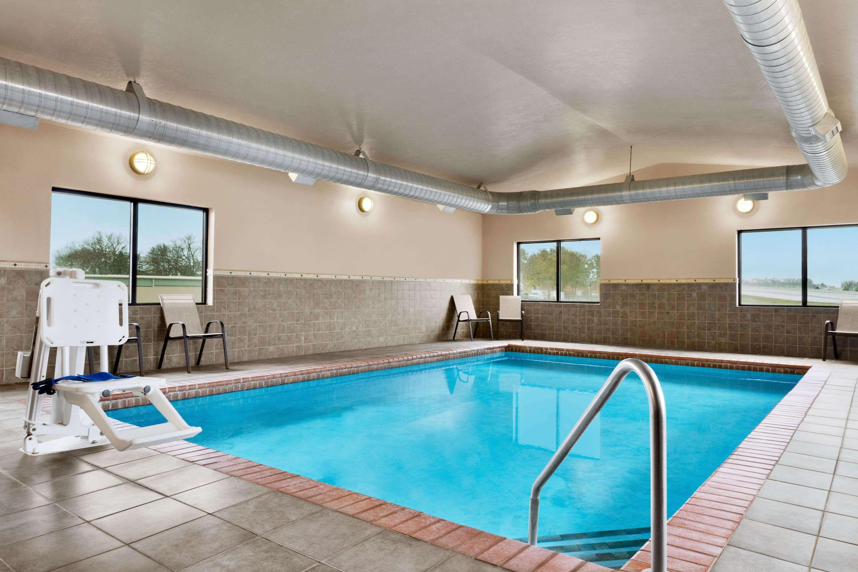 swimming pool spa