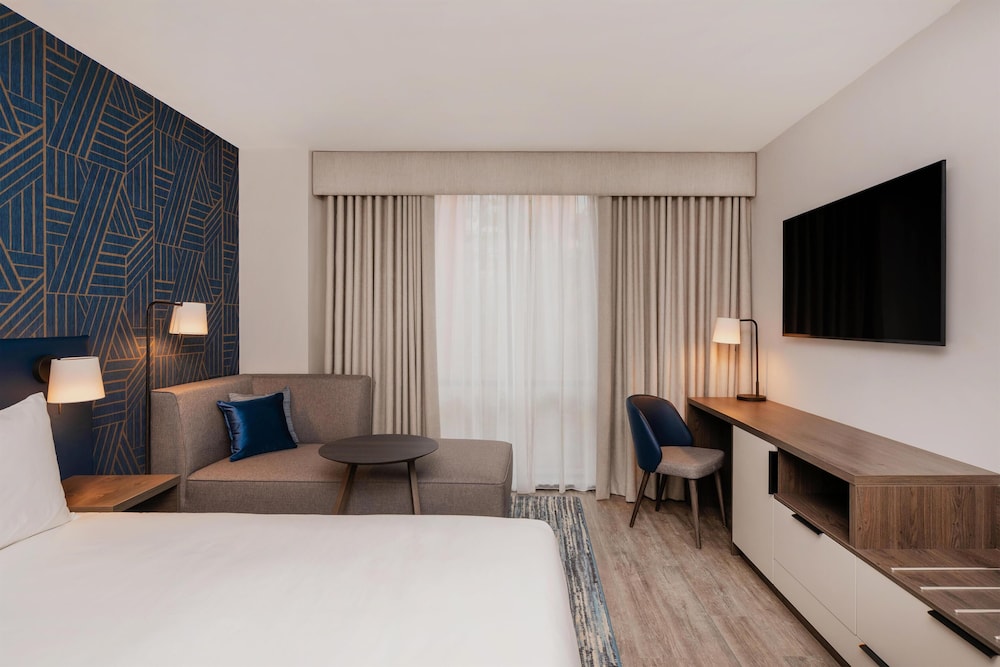 Hyatt Place Leeds 10/40