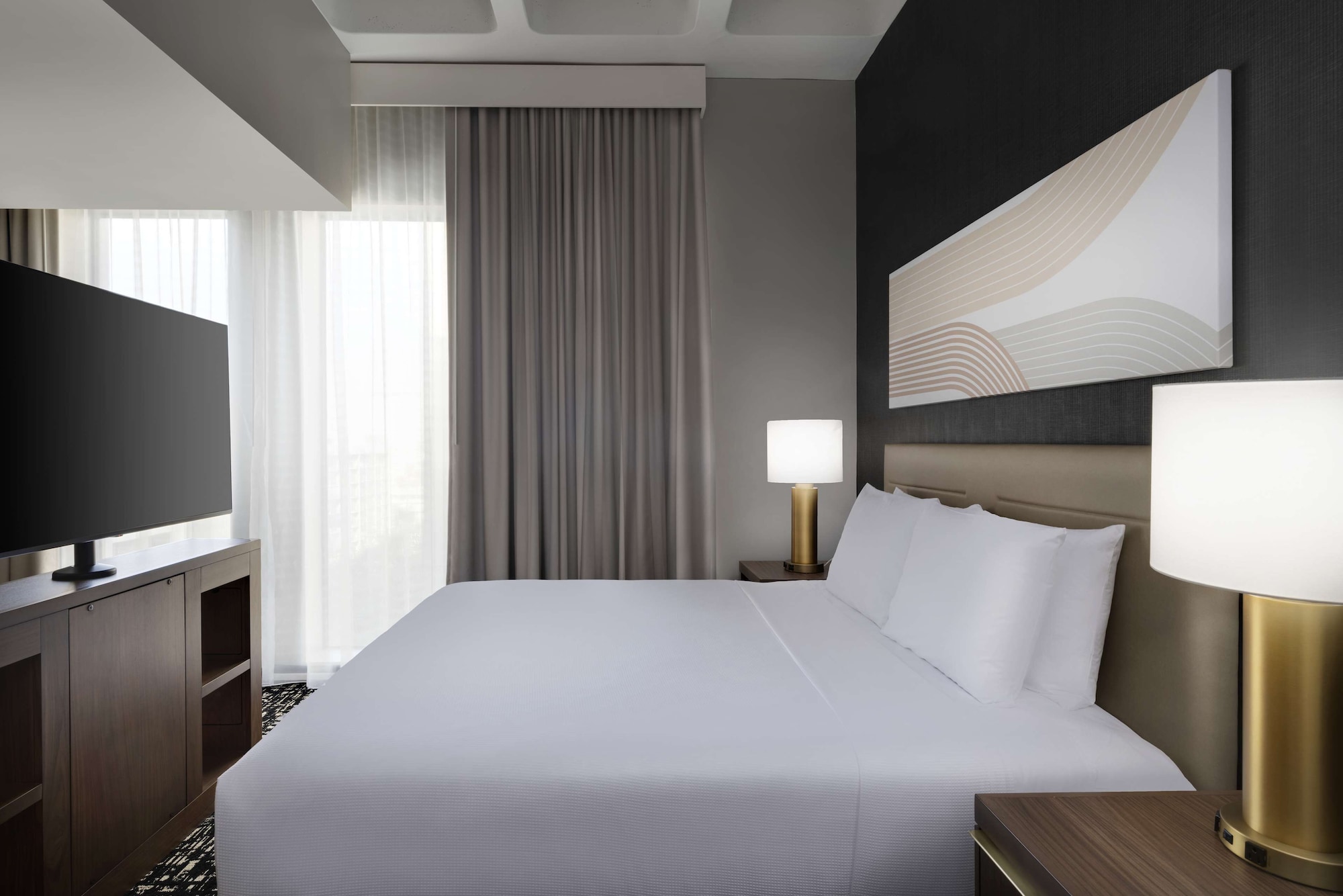 STUDIO, SUITE, KING BED, SOFA