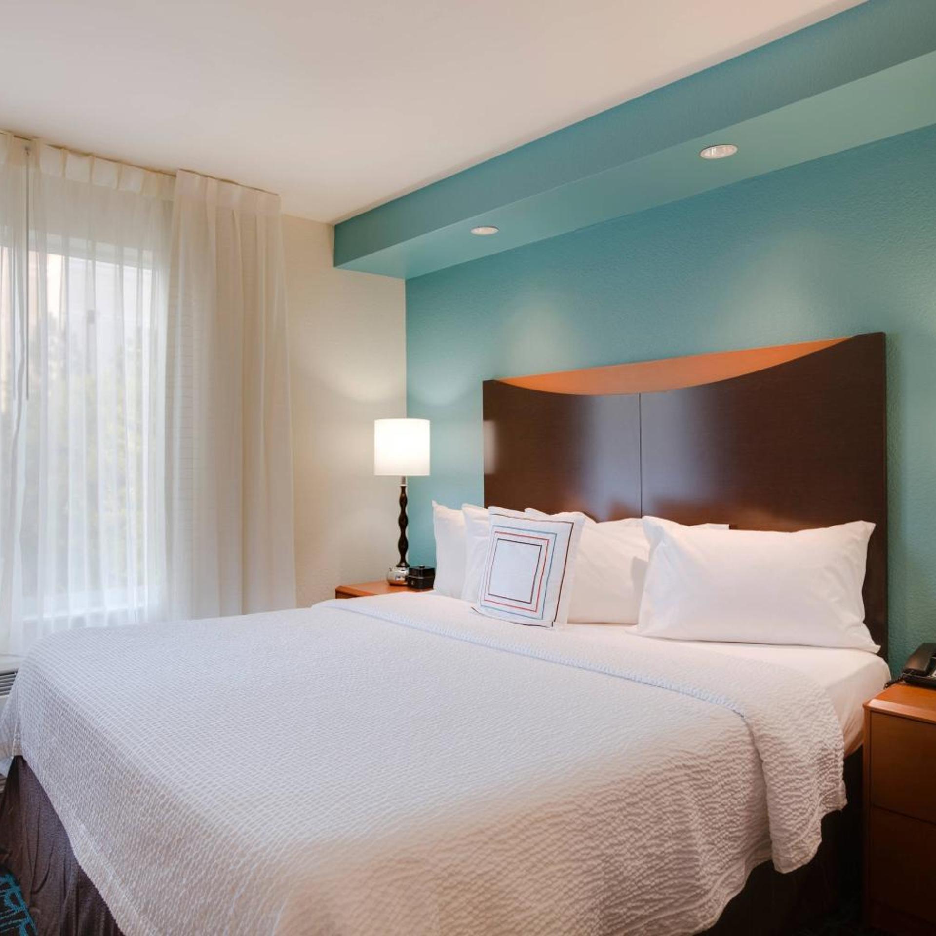 Specialty, Suite, King Bed, Sofa, Bathtub