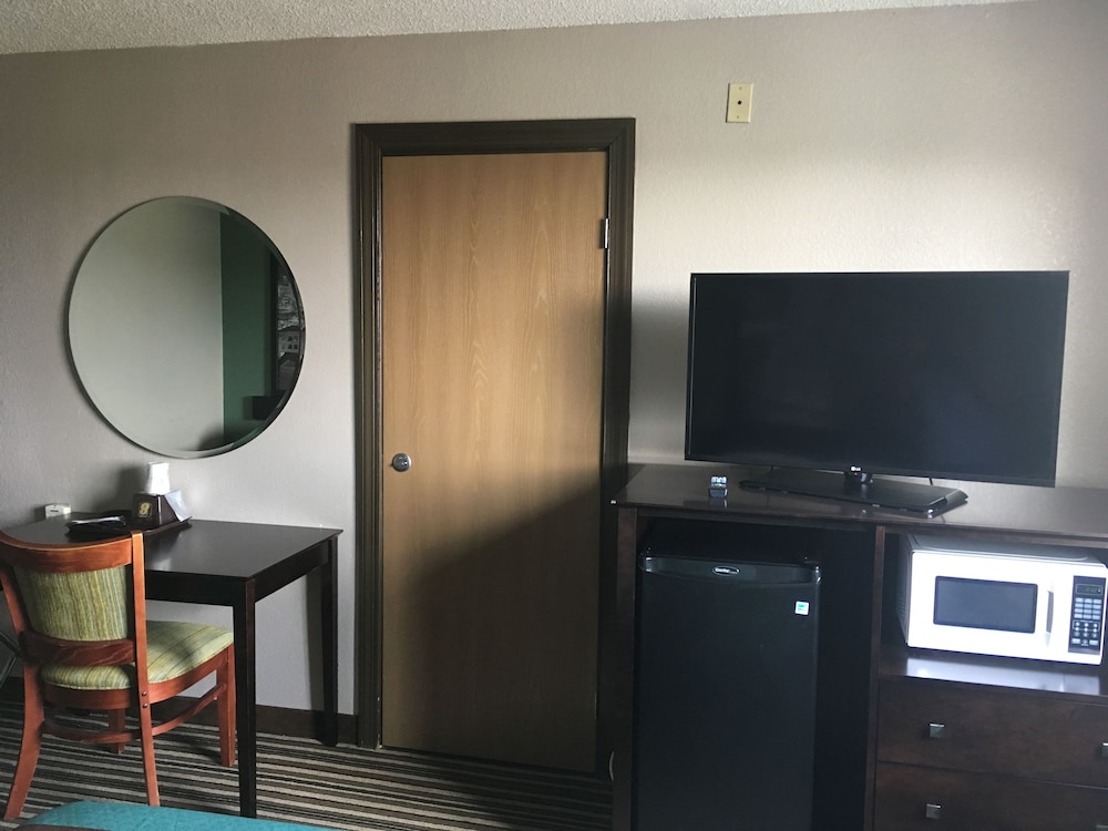 Super 8 By Wyndham Richmond Midlothian Turnpike 22/26