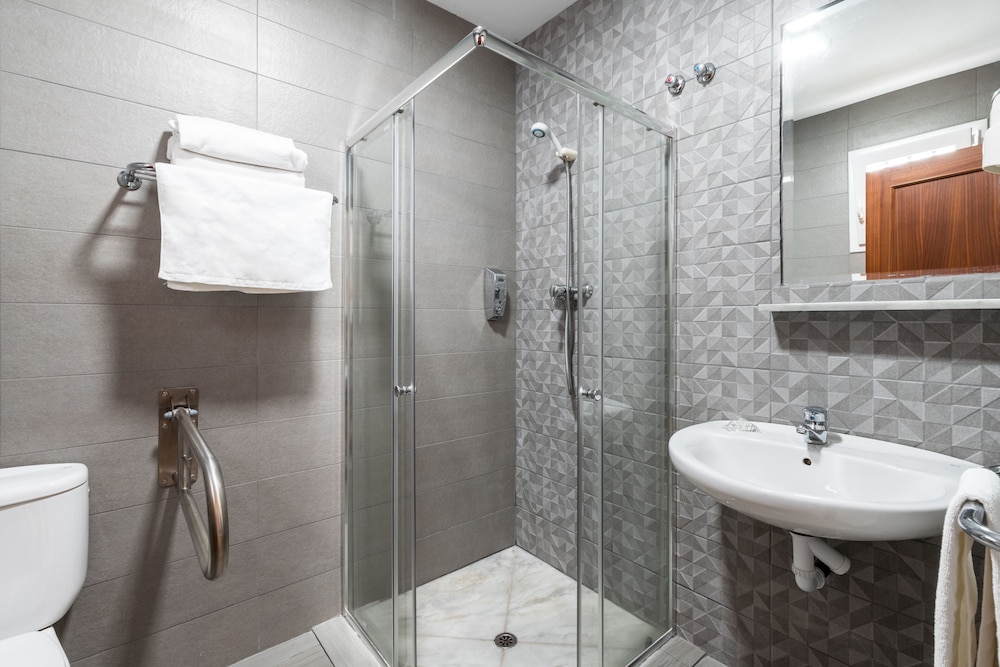 COOL SEVILLA HOTEL 53/60