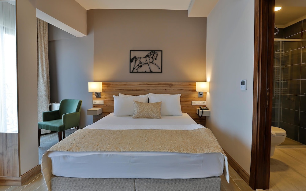 Kule Hotel 15/60