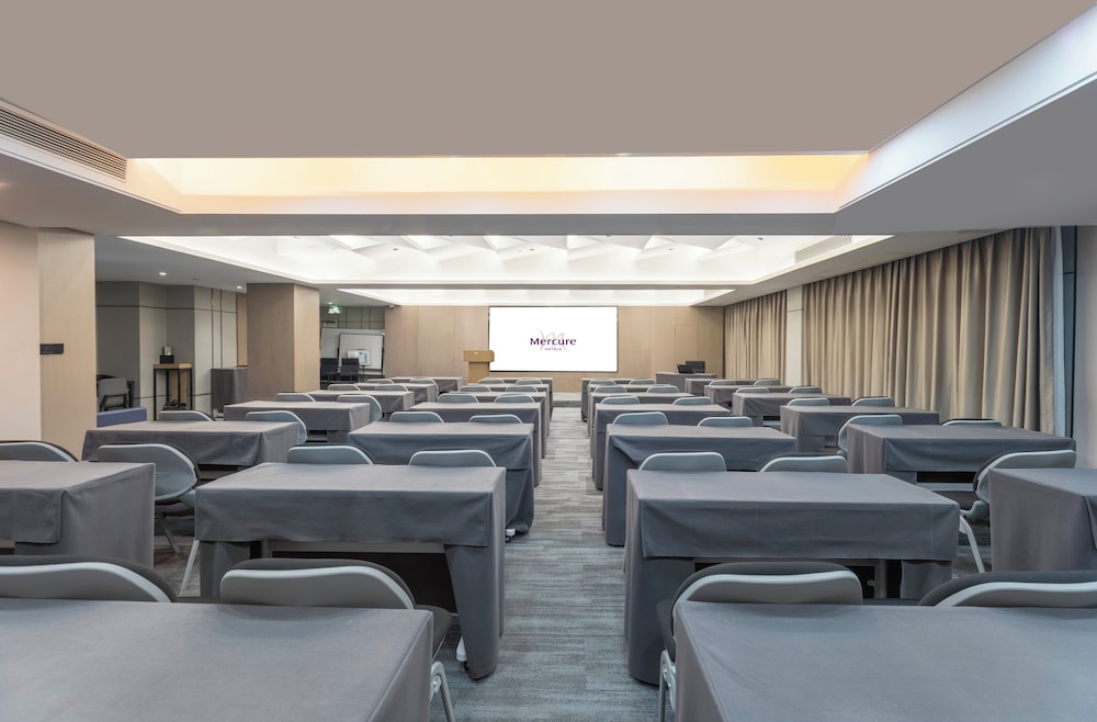 Atour Hotel Nanjing Maqun 50/54