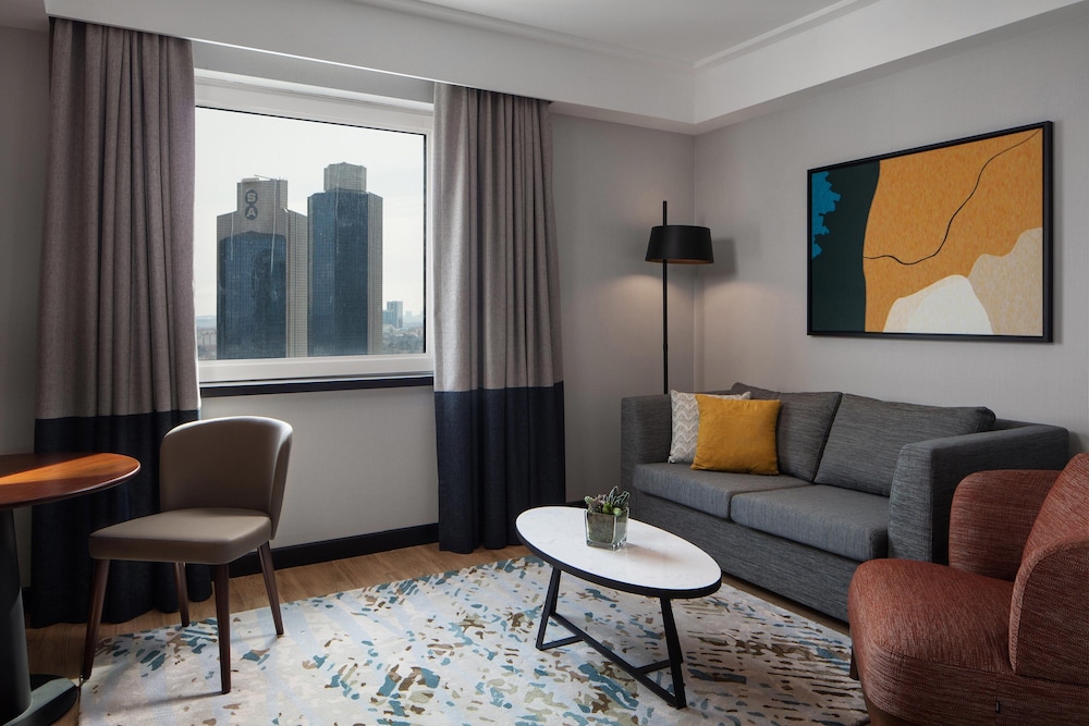 Sheraton Istanbul Levent 55/83