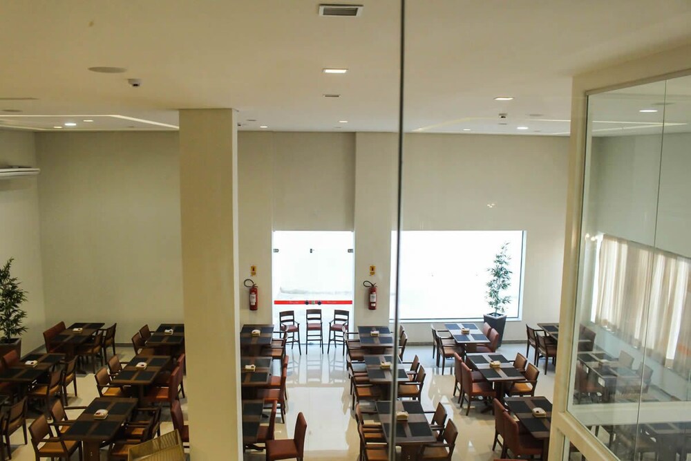 Hotel Caju de Ouro 43/45