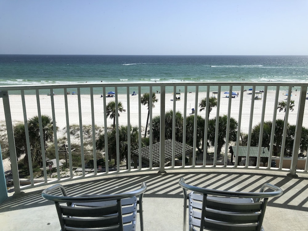 Holiday Terrace Beachfront Hotel, a By The Sea Resort 44/50