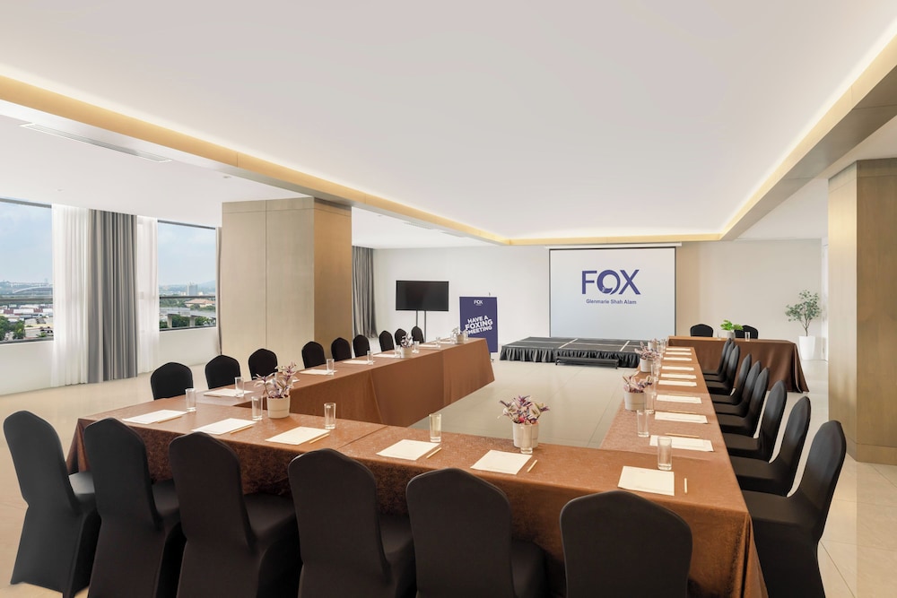 FOX Glenmarie Shah Alam 52/61