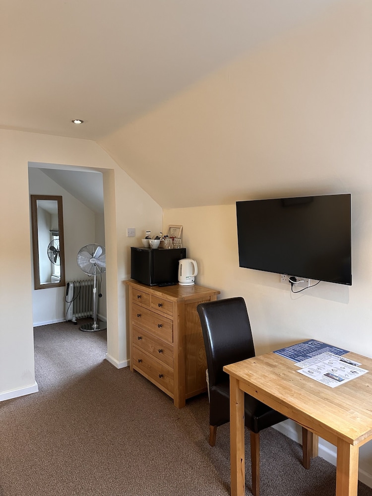 Half Moon Jackfield 34/46