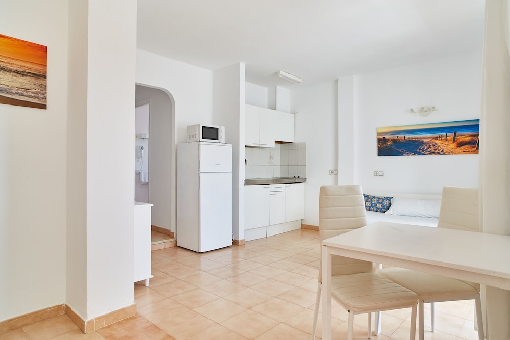 Apartamentos San Antonio Beach 18/35