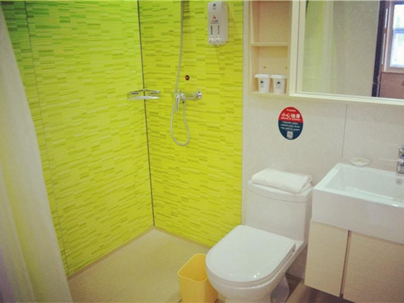 GreenTree Inn Linxi Pingyi Mengyang Road Express Hotel 37/37