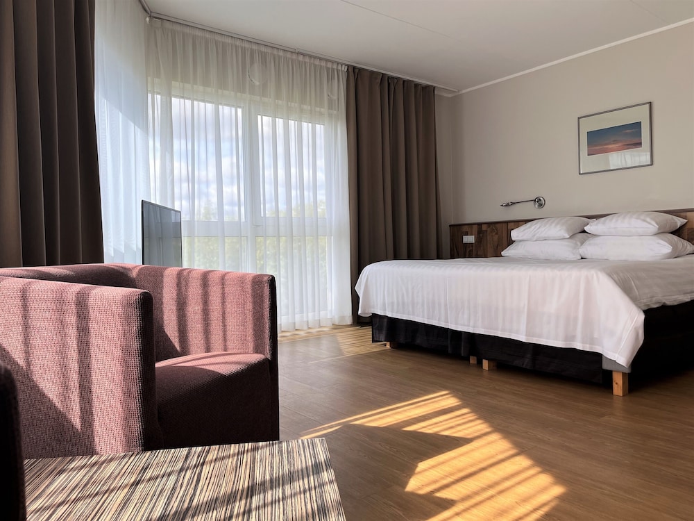Hestia Hotel Strand 24/89