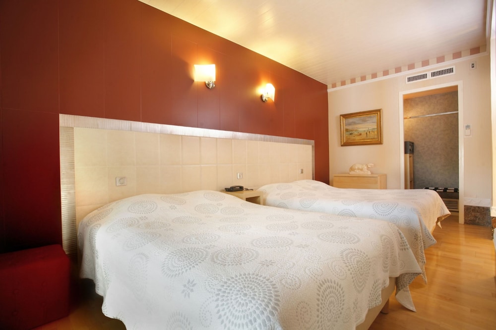 Hotel de Gramont Pau 28/62