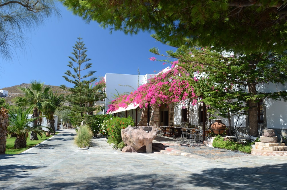 ASTERI HOTEL 2/32