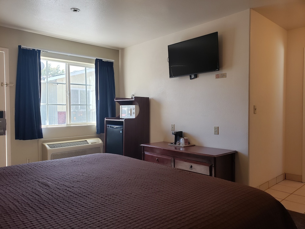 Paso Robles Wine Country Inn 25/39