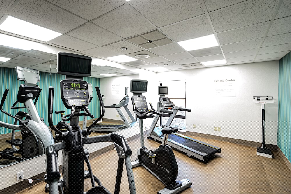 Holiday Inn Express Hillsborough Durham Area, an IHG Hotel 32/47