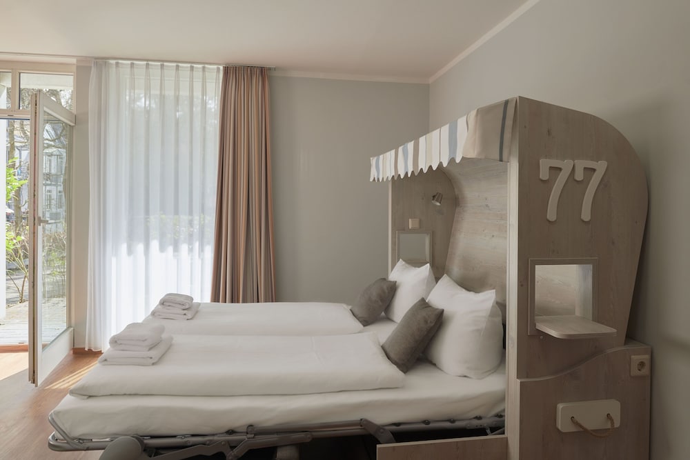 R&R Hotel Strandallee 12/36