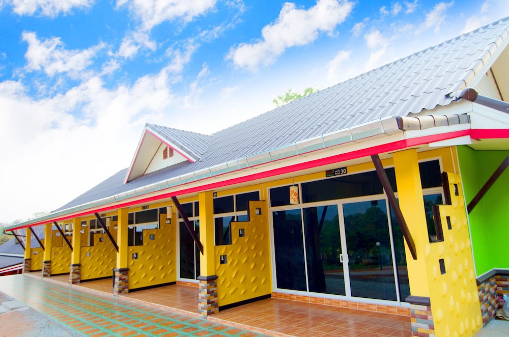 Waranya Resort 1/21