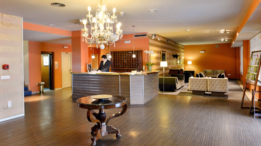 Hotel Santiago Apostol Husa Santiago Apostol 3/16