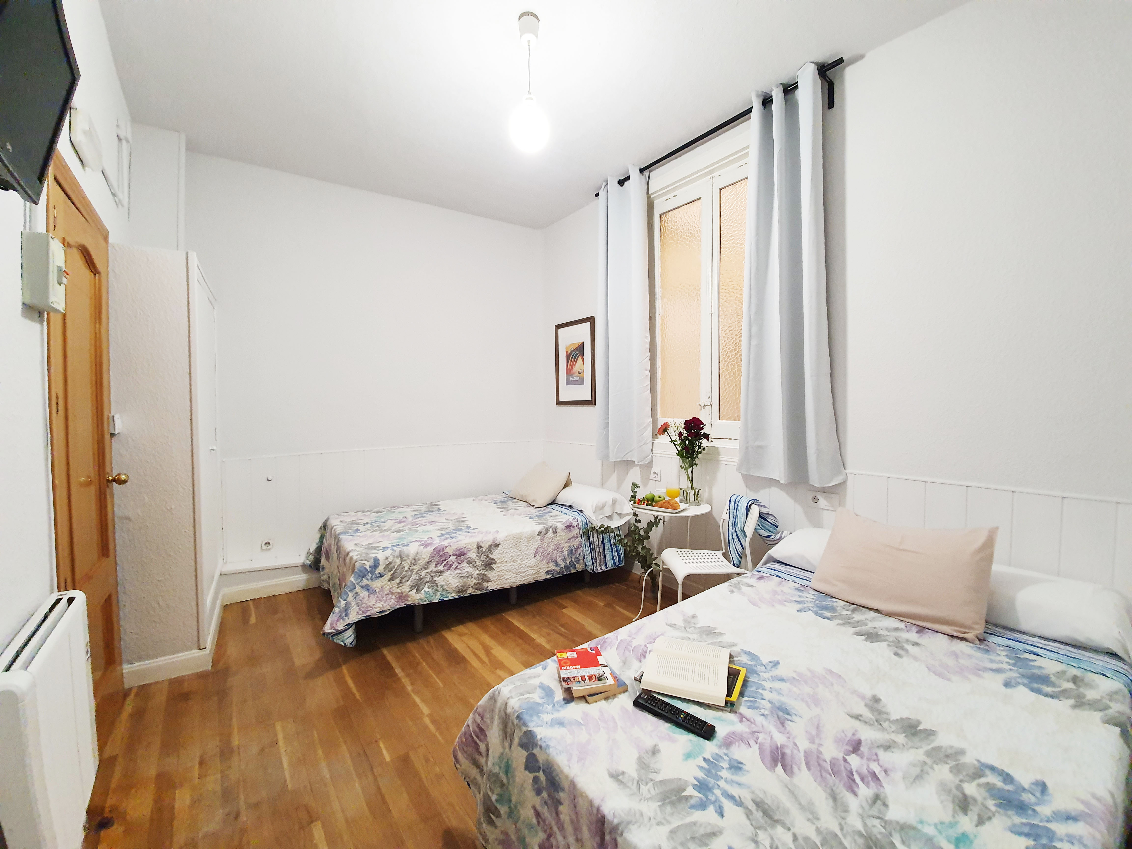 Hostal Alicante 21/40