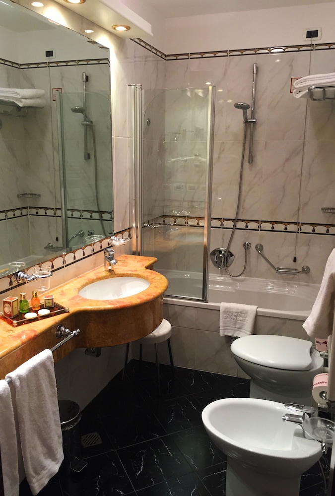 Ai Mori d'Oriente Hotel 49/50