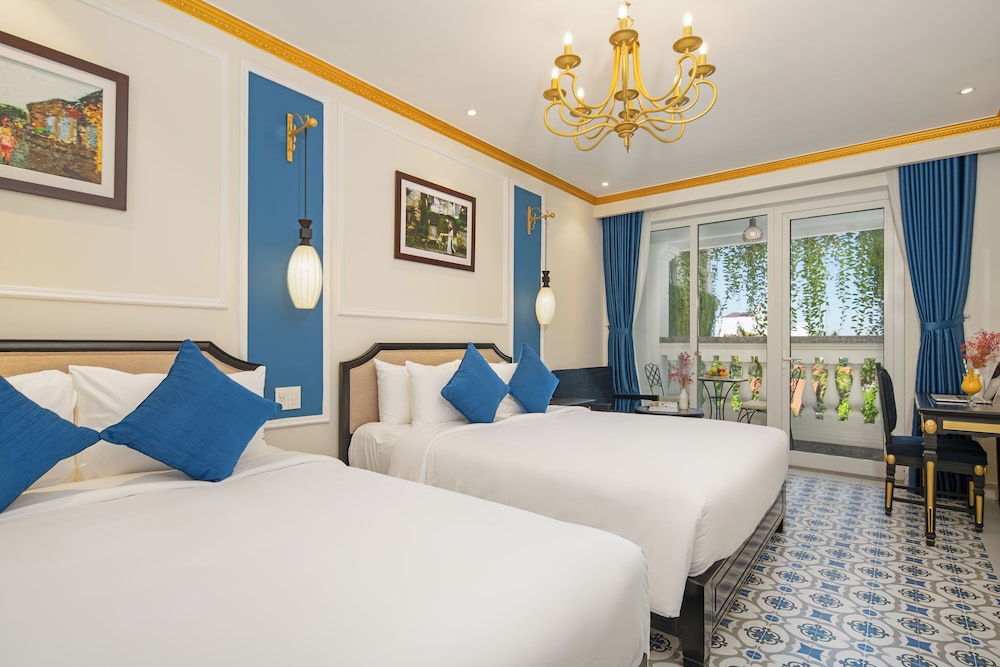 Family, 2 Queen Beds, Pool View, Hoi An Blue Sky Boutique Spa 4/7
