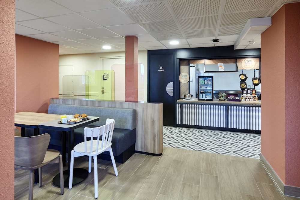 B&B Hotel Paris Nord Gonesse Parc des Expos 44/55