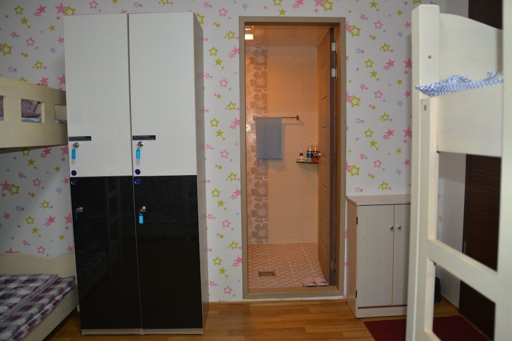 FunStay Inn Guesthouse 13/50