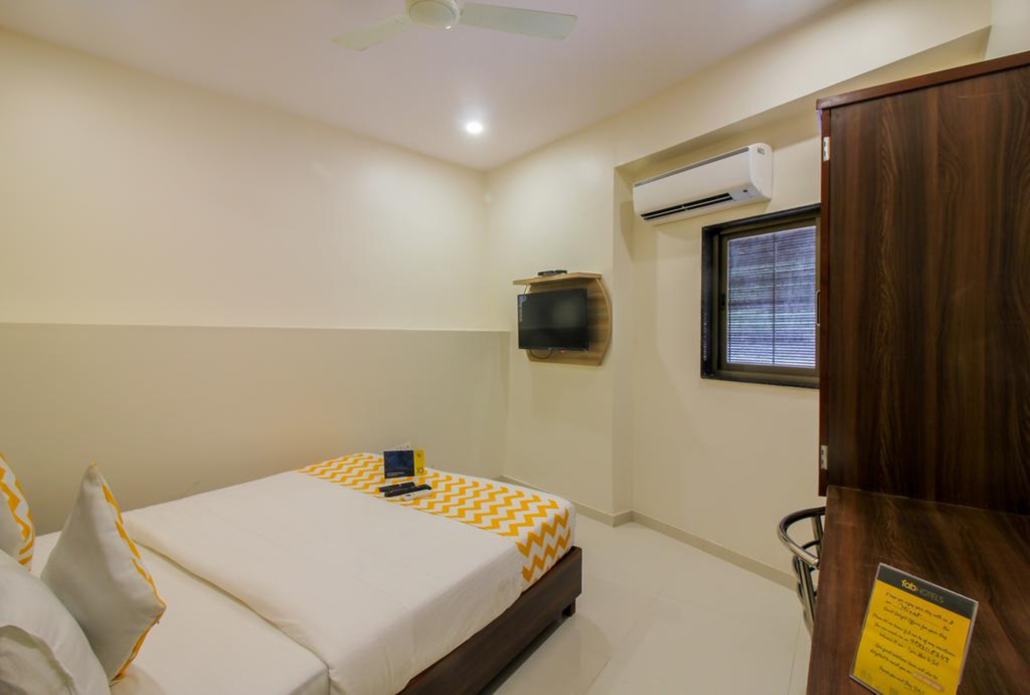 Fabhotel Hill Park Mumbai Airport 10/23