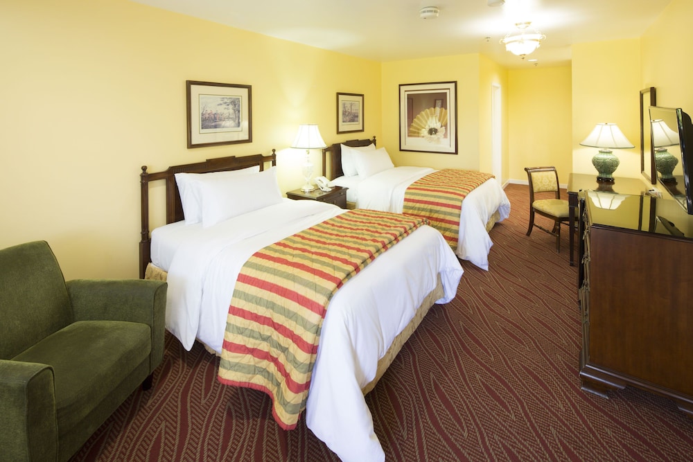 Campbell Inn 9/48