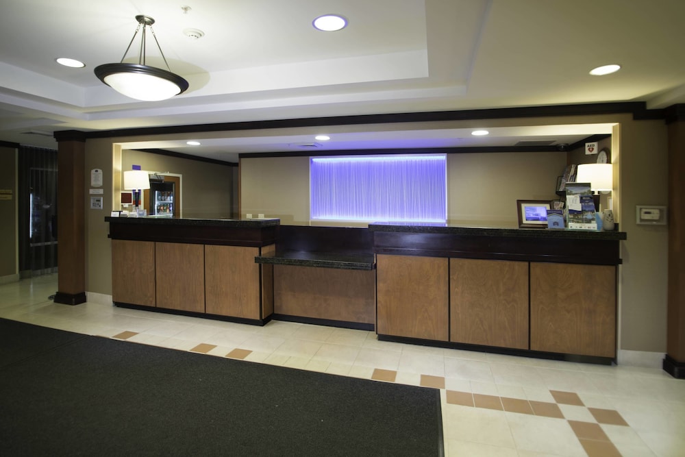 Fairfield Inn And Suites By Marriott Burley 8/31