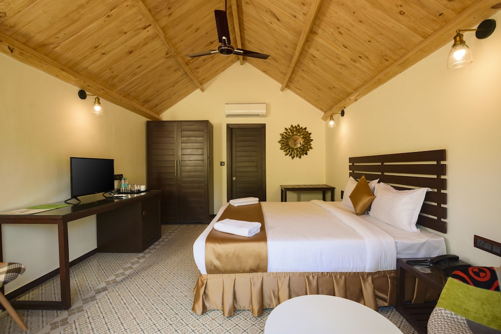 Stone Wood Resort & Spa 23/50
