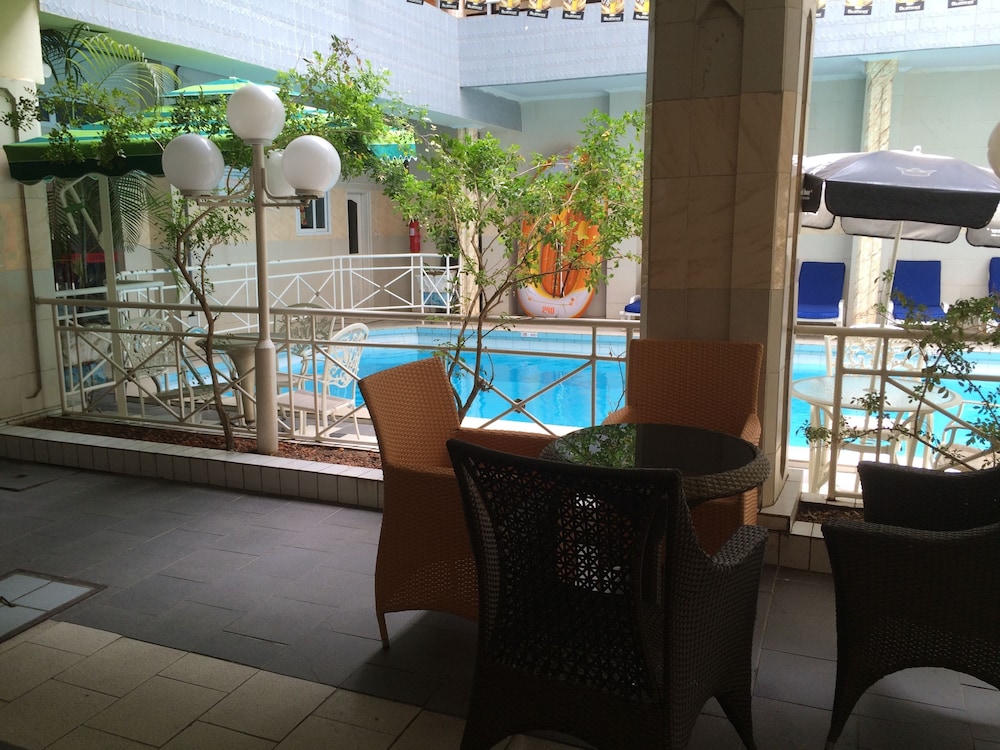 Sun Beach Hotel 32/50